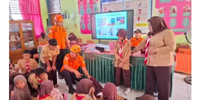 Kegiatan Sosialisasi Penanggulangan Bencana oleh Tim Basarnas Kab. Kolaka